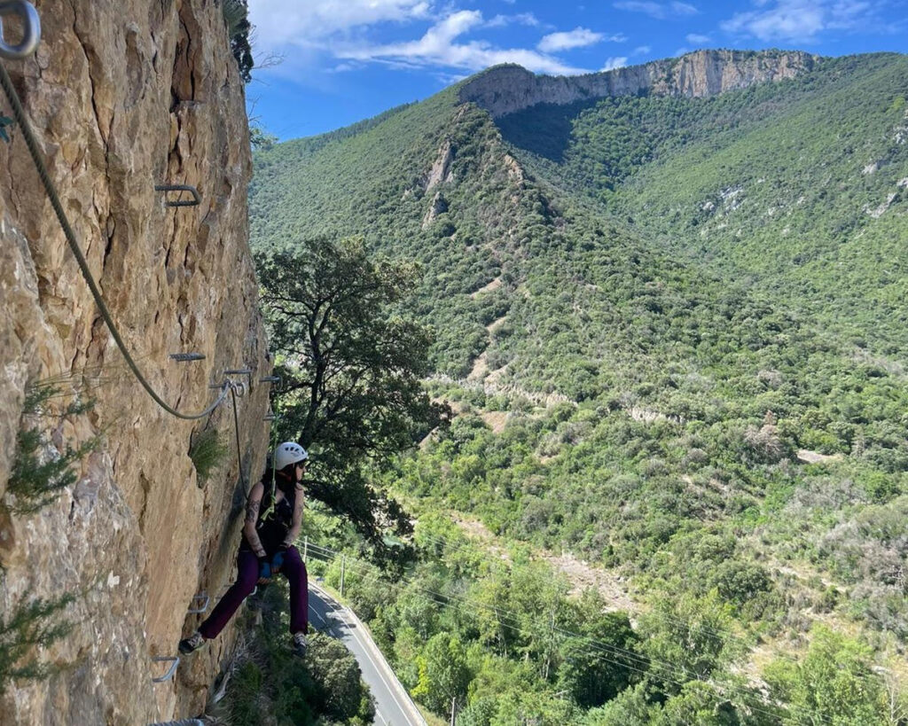 V a Ferrata Harri Gorri Sobr n Viajar Sin Furgo
